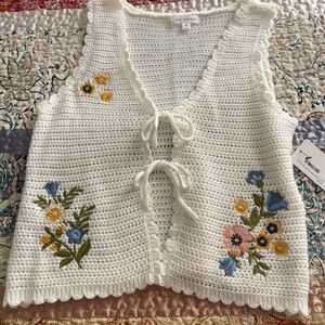 Blu Pepper White Crochet Floral Vest Top